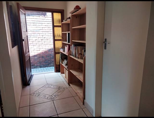 2 BEDROOM TOWNHOUSE FOR SALE IN BROMHOF